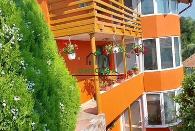 Casă individuală cu 8 camere cu Teren 250 Mp în Cetățuia - 2