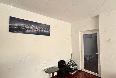 Garsoniera decomandata zona City Park Tomis 3 - 5