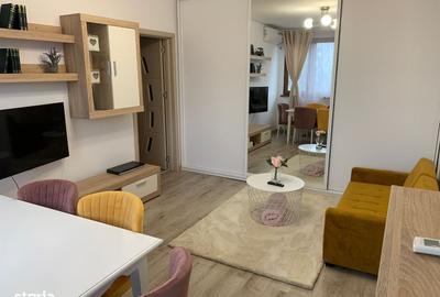 Apartament cu 2 camere decomandat în Pajura
