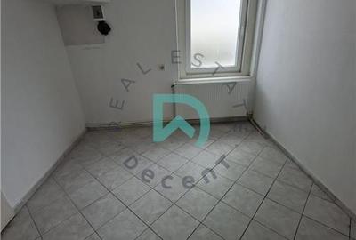 Casă individuală cu 3 camere cu Canalizare în Stupini - 10