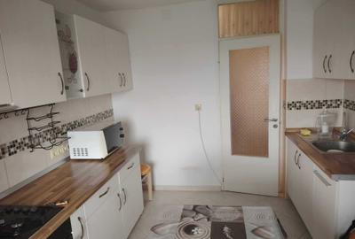 Apartament cu 4 camere semidecomandat în Rogerius - 5