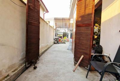 Casă individuală cu 4 camere cu Canalizare în Central - 8