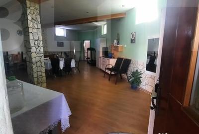 Casă cu 5 camere cu Teren 791 Mp în Central - 7