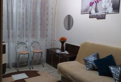 Apartament cu 3 camere semidecomandat în Malu Roșu - 3