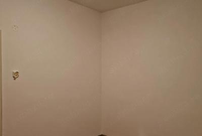 Apartament cu 3 camere decomandat în Pajura - 10