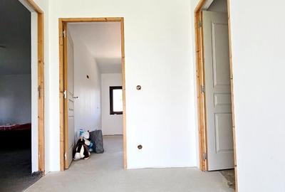 Proprietate D-va Rosie, vila S+P+E si teren - 7