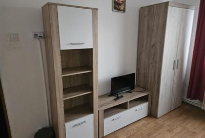 Apartament cu 2 camere zona Vasile Aaron - 1