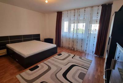 Apartament cu 2 camere semidecomandat în Exterior Vest