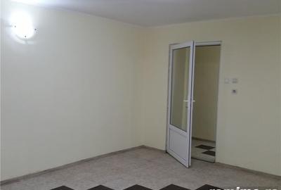 Spațiu comercial, de 62 mp, în Central - 5