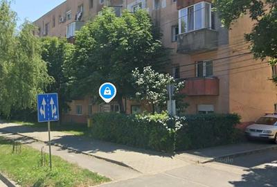 Garsonieră semidecomandată în Buziașului