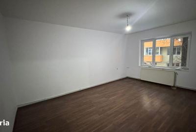 Apartament cu 3 camere decomandat în Dristor - 4