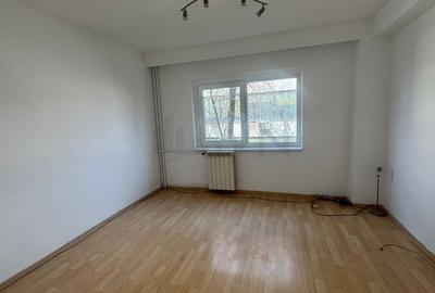 Apartament cu 3 camere decomandat în Barbu Văcărescu - 10