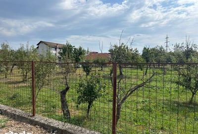 Teren de 1225 mp, în Republicii - 8