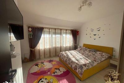 Casă cu 5 camere decomandat cu Piscina în Sântandrei - 18