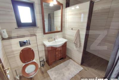 Casă cu 4 camere cu Teren 2500 Mp în Horodnic - 10