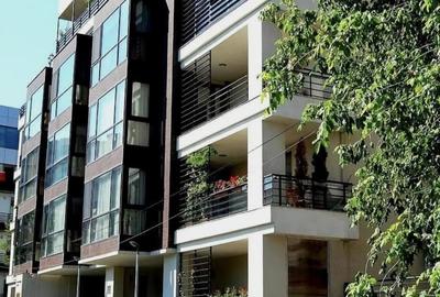 Apartament cu 3 camere decomandat, mobilat în 1 Mai - 1