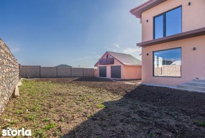 Casă cu 5 camere cu Garaj în Corbu - 18