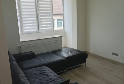 Garsonieră decomandată în Central - 7