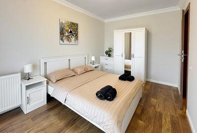 Apartament cu 2 camere decomandat, mobilat în Tractorul - 6