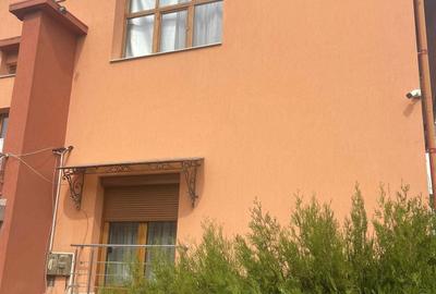 Casă cu 4 camere cu Teren 1750 Mp în Titan - 4
