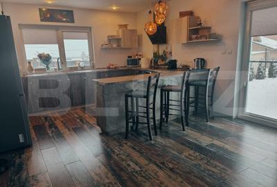 Casa Ta de Vis cu Teren Generos In Com Bod - 14