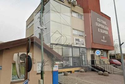 Spațiu comercial, de 105 mp, în Central - 4