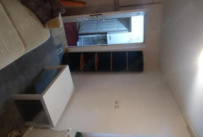 Apartament cu 2 camere semidecomandat în Lizeanu