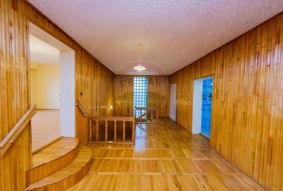 De inchiriat-casa ideala pentru sediu sau spatiu comercial-Parcul Mare - 16