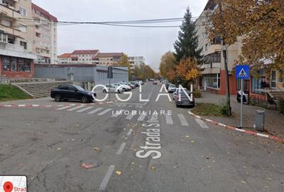 Apartament cu 4 camere decomandat în Valea Aurie
