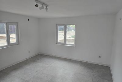 Spațiu comercial, de 192 mp, în Apărătorii Patriei - 10