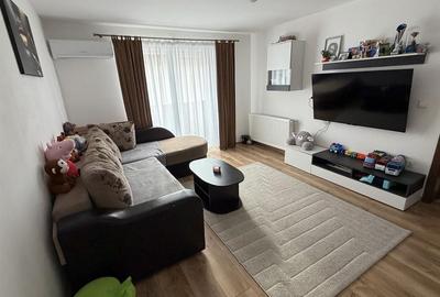 Apartament cu 2 camere decomandat, mobilat în Aeroport