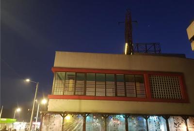 Spațiu comercial, de 580 mp, în Central - 1