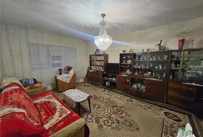 Apartament cu 3 camere decomandat în Militari