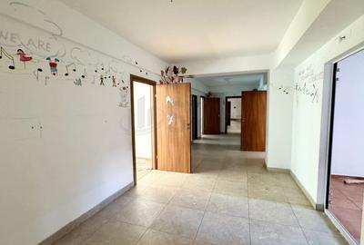 Casă individuală cu 19 camere cu Canalizare în Iancului - 3