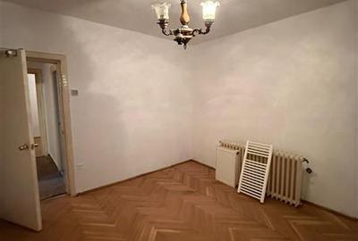 Apartament cu 3 camere decomandat în Complex Studențesc - 4