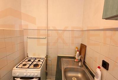 Casă cu 4 camere cu Teren 413 Mp în Brătianu - 2