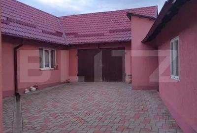 Casă cu 4 camere cu Teren 1600 Mp în Central - 11