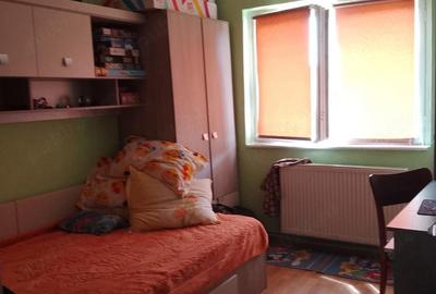Apartament cu 4 camere decomandat în Gemenii - 5