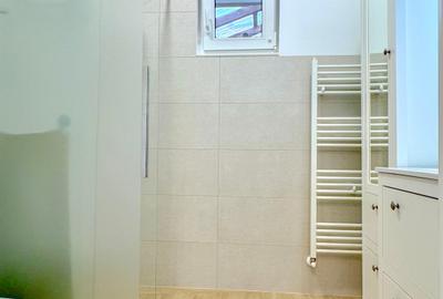 Casa renovata, semineu si terasa privata, Str.Nicopole - 7