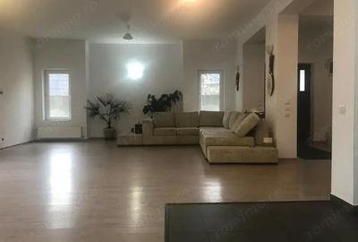 Casă cu 5 camere cu Teren 200 Mp în Central - 16