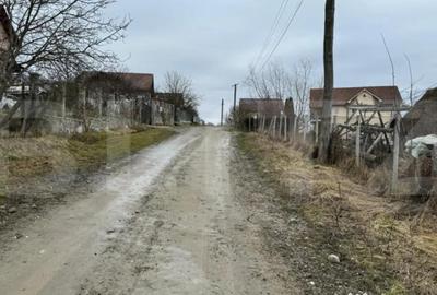 Teren de 4600 mp, în Central - 3