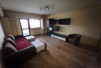 Apartament cu 2 camere de vanzare in zona 1 Mai - 2