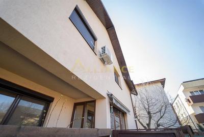 Casă cu 4 camere cu Teren 122 Mp în Central - 6