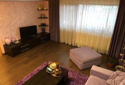Apartament cu 3 camere decomandat în Central - 2