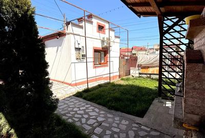 Casă individuală cu 4 camere cu Canalizare în Central - 3