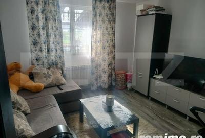 Casă cu 4 camere cu Teren 388 Mp în Siret - 9