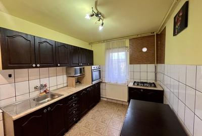 Apartament cu 2 camere semidecomandat, mobilat în Lipovei - 6