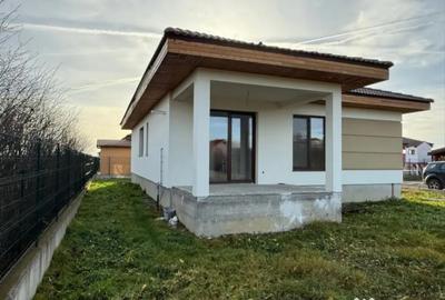 Casă cu 4 camere cu Teren 480 Mp în Săsar - 11
