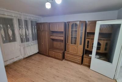 Garsonieră decomandată în Exterior Vest - 9