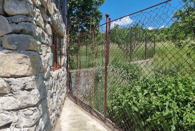 Casă cu 2 camere cu Teren 612 Mp în Moroeni - 20